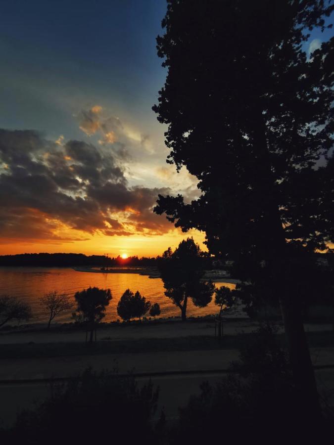 Mobile Home More Porton Nature Hideouts Rovinj Bagian luar foto